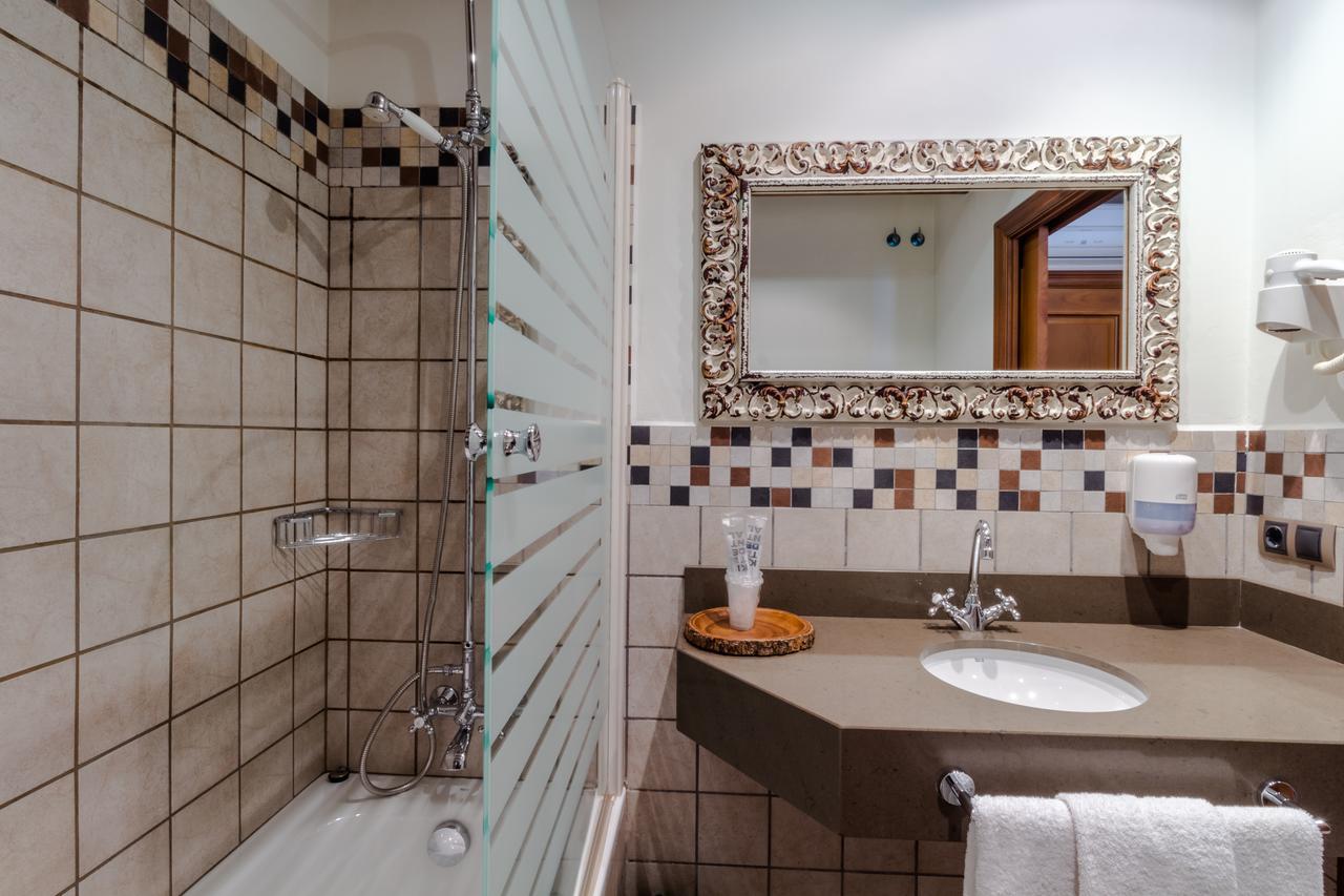 Hotel Flor De Neu El Pont de Suert Εξωτερικό φωτογραφία